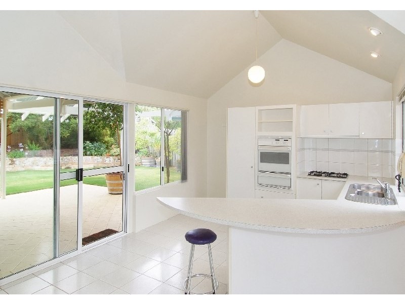 22 River Heights Road, Margaret River WA 6285