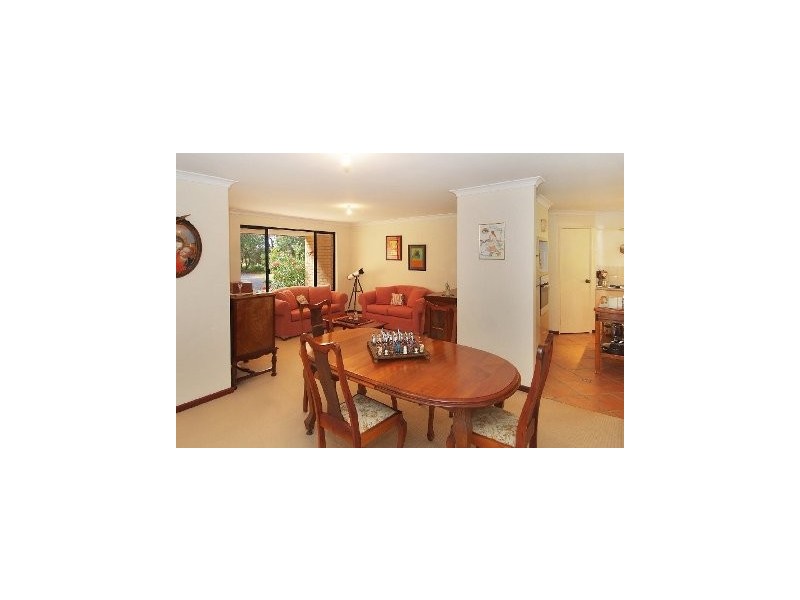 11 Old Kilcarnup Road, Margaret River WA 6285