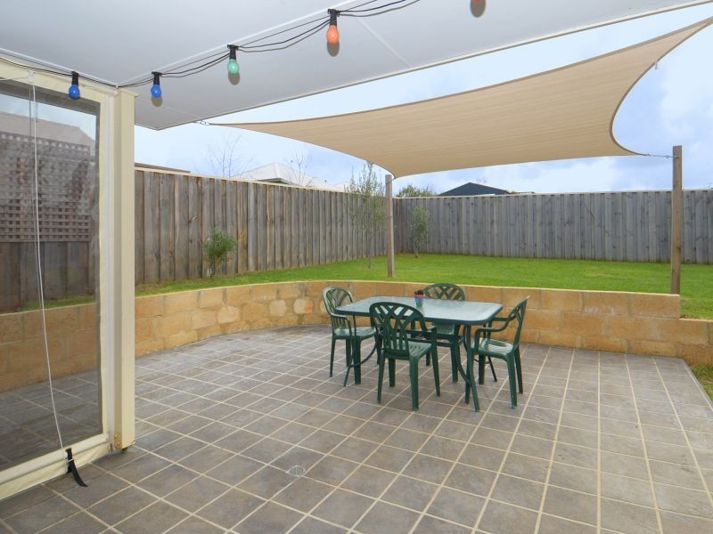 19 Charles Hine Avenue, Margaret River WA 6285