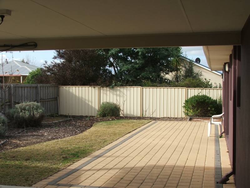 12A Wattle Place, Margaret River WA 6285