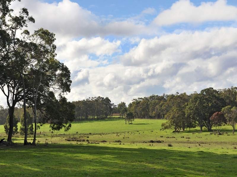 120 Darnell Road, Rosa Brook WA 6285