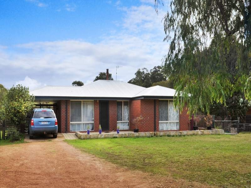 24 Mansfield Avenue, Margaret River WA 6285