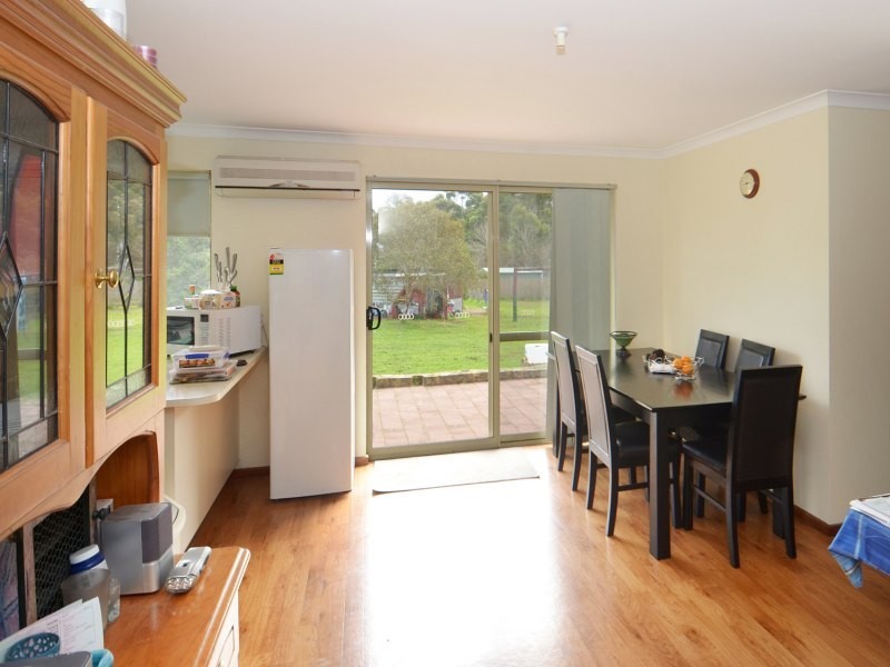 24 Mansfield Avenue, Margaret River WA 6285