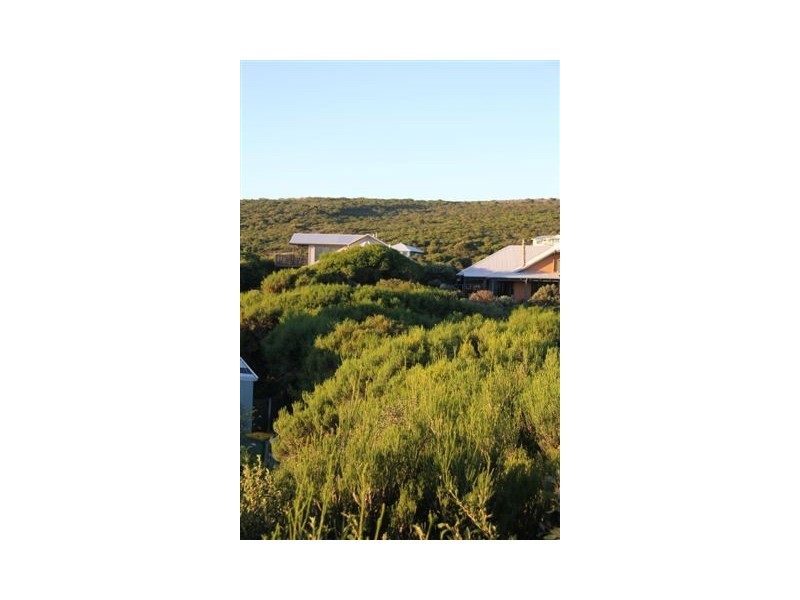 14 Marmaduke Point Drive, Gnarabup WA 6285