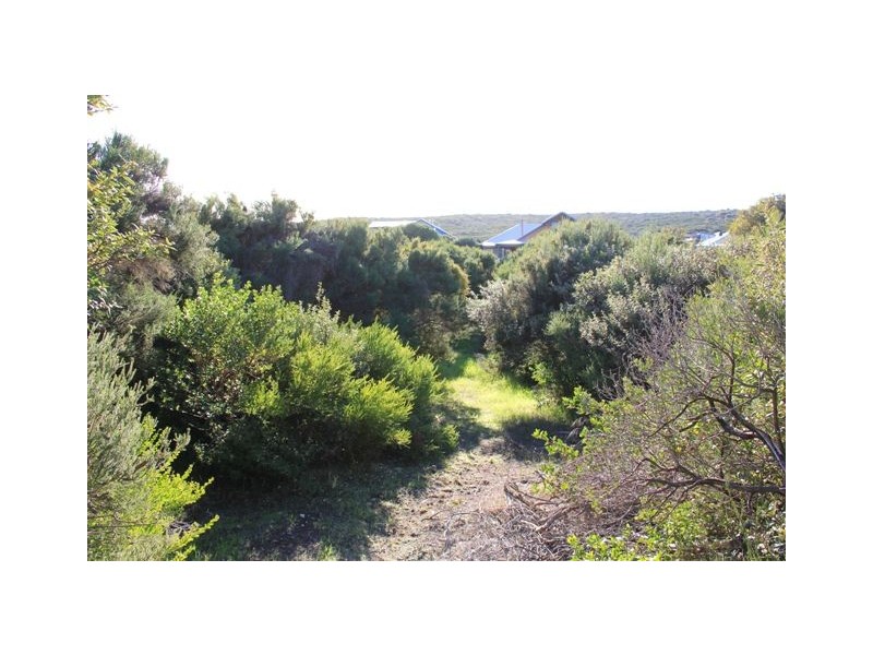 14 Marmaduke Point Drive, Gnarabup WA 6285