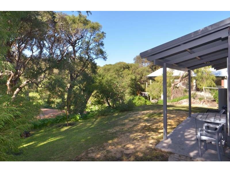1/27 Georgette Way, Prevelly WA 6285