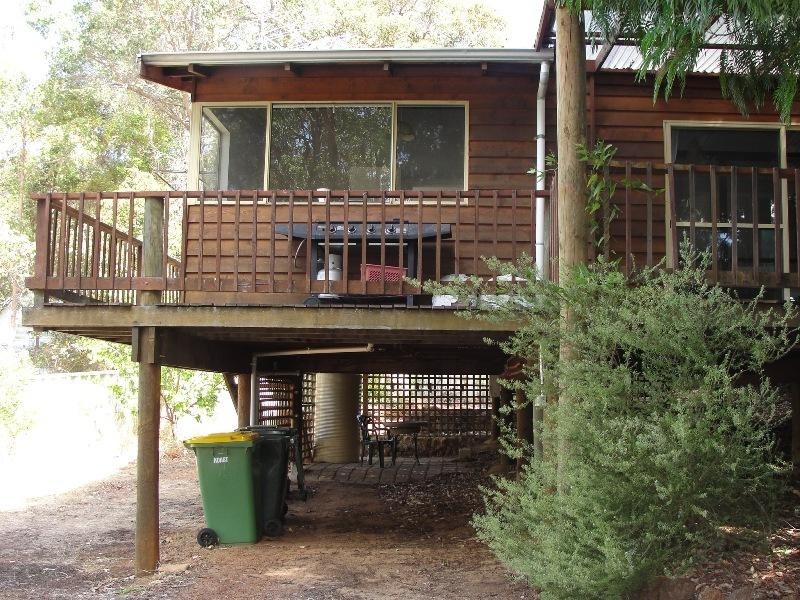 27 Willmott Ave, Margaret River WA 6285