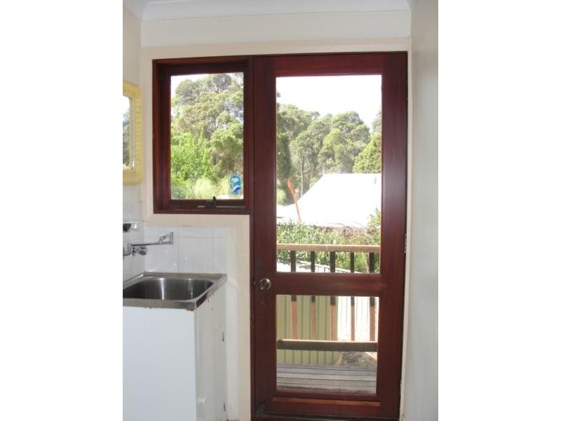 27 Willmott Ave, Margaret River WA 6285