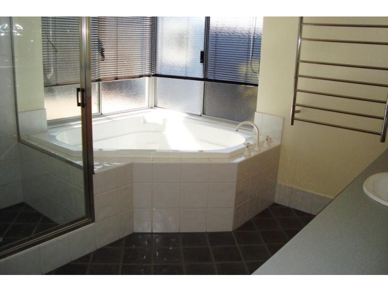 11 Farmhouse Place, Margaret River WA 6285