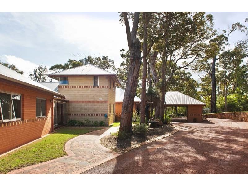 80 Coppin Grove, Margaret River WA 6285