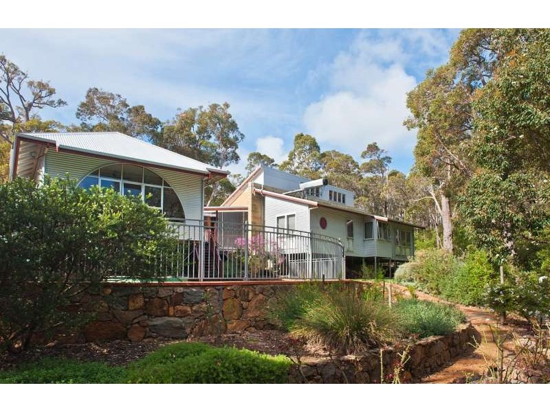 80 Coppin Grove, Margaret River WA 6285