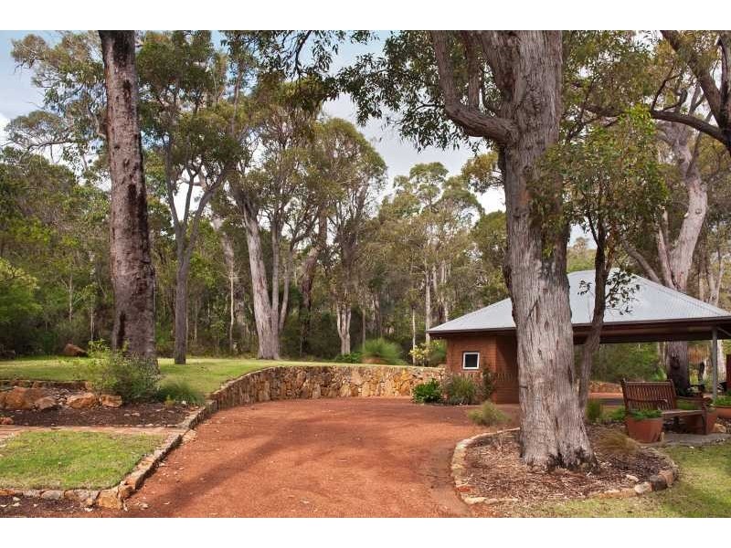 80 Coppin Grove, Margaret River WA 6285
