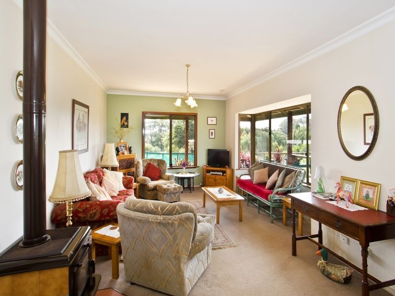 9 Horseford Road, Burnside WA 6285