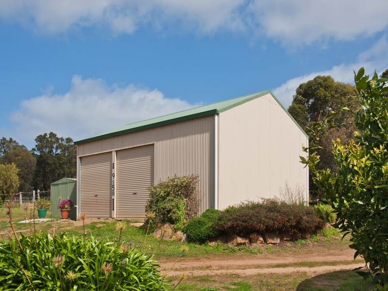 9 Horseford Road, Burnside WA 6285