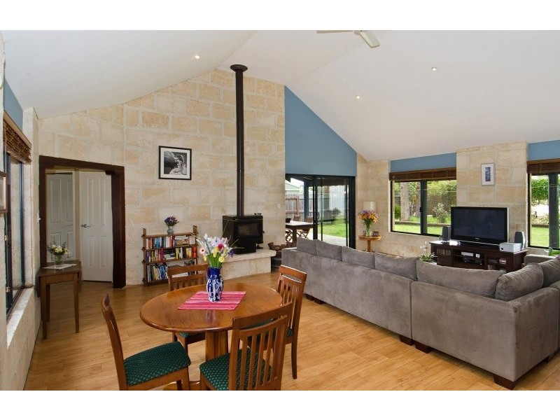 3 Granny James Place, Cowaramup WA 6284