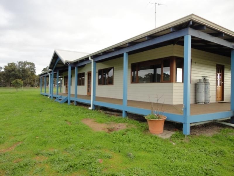 89 Treeton Road, Cowaramup WA 6284