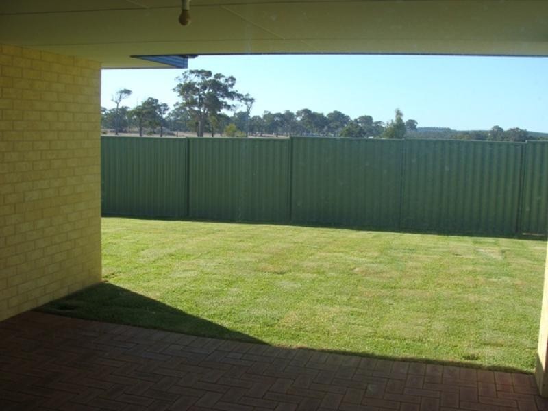 14 Tamarix Crescent, Margaret River WA 6285