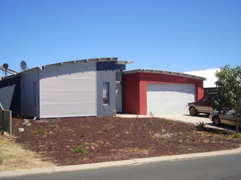 11 Sandalwood Drive, Margaret River WA 6285