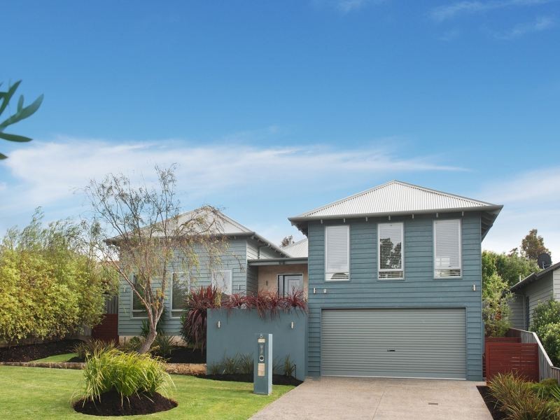 8 Halcyon Crescent, Margaret River WA 6285