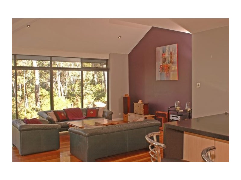 27 The Boulevard, Margaret River WA 6285