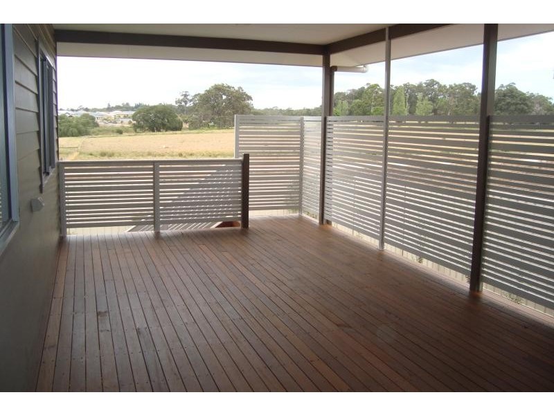 14 Charles Hine Avenue, Margaret River WA 6285