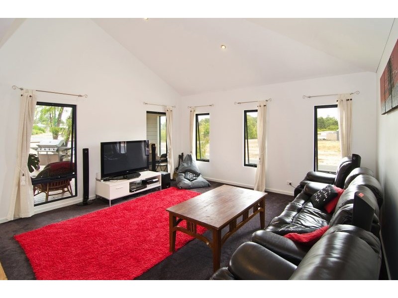 1A Parakeet Road, Margaret River WA 6285