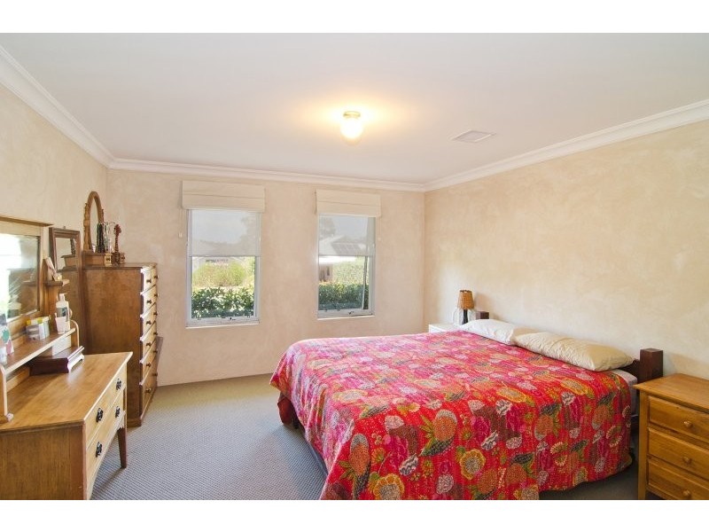 8 Hillside Avenue, Margaret River WA 6285