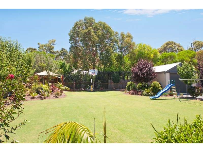 8 Hillside Avenue, Margaret River WA 6285