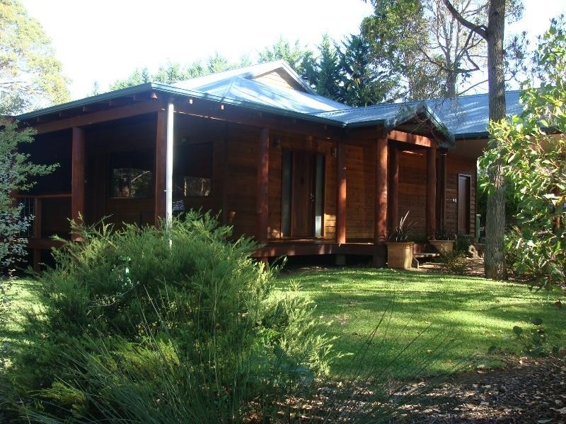 3 Casselton Grove, Margaret River WA 6285