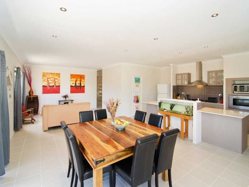 10 Lions Drive, Cowaramup WA 6284