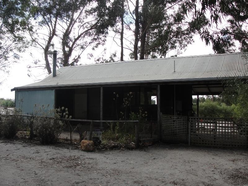 416 Sebbes, Forest Grove WA 6286