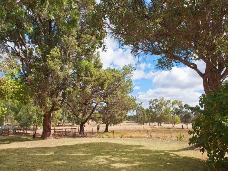 75 Crozier Road, Rosa Brook WA 6285