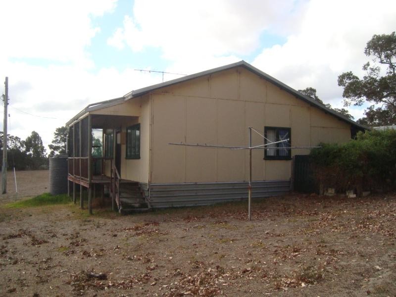 2170 Jindong Treeton Road, Rosa Brook WA 6285