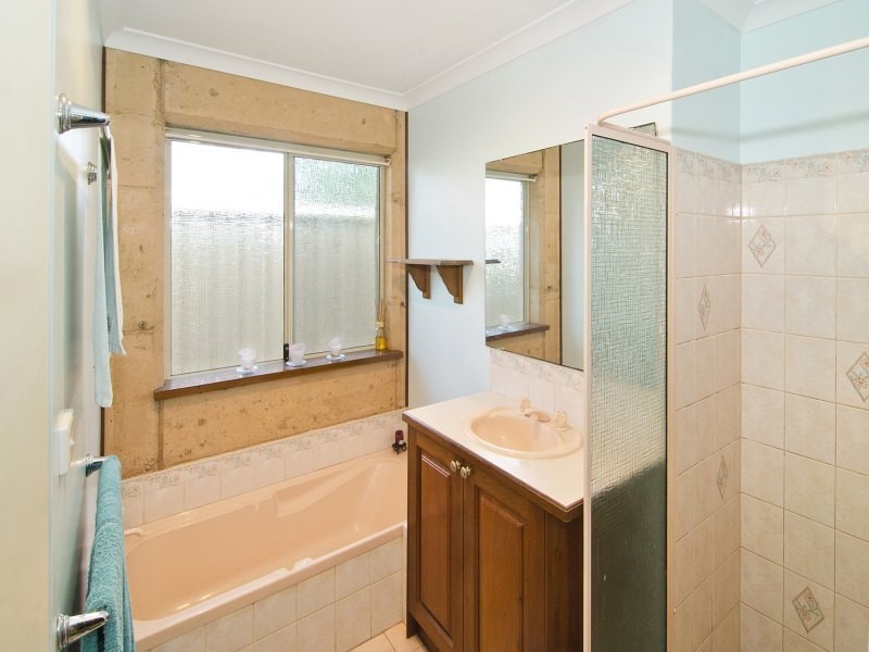 6 Larch Loop, Margaret River WA 6285