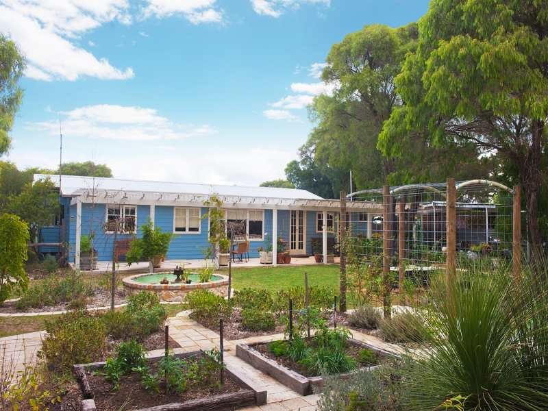 18 Colyer Drive, Hamelin Bay WA 6288