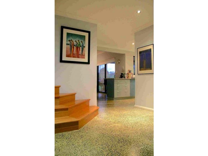 2 Hillside Avenue, Margaret River WA 6285