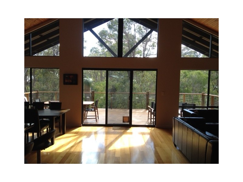 10 Flora Grove, Molloy Island WA 6290