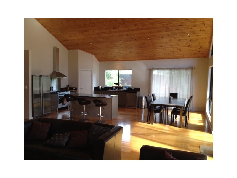 10 Flora Grove, Molloy Island WA 6290