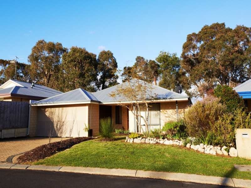 9 Village Green, Margaret River WA 6285