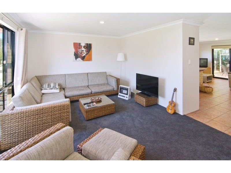 1/18 Hillier Drive, Margaret River WA 6285