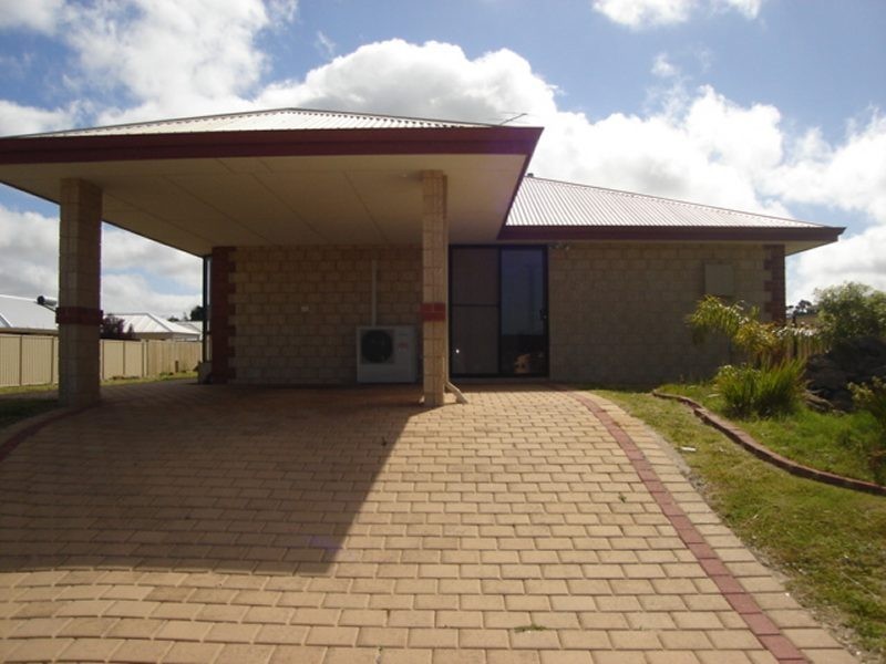 21 Woodard Avenue, Margaret River WA 6285