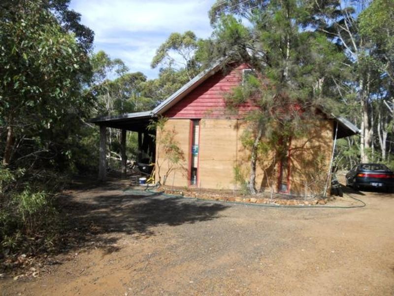 5 Caves Road, Augusta WA 6290