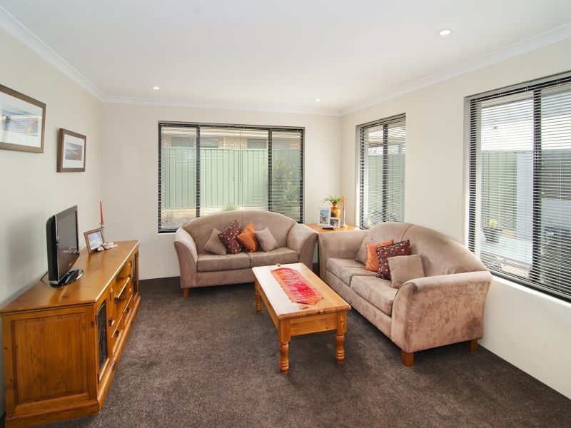 16 Olearia Crescent, Margaret River WA 6285