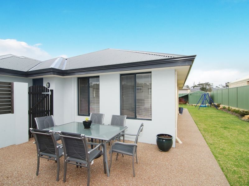 16 Olearia Crescent, Margaret River WA 6285