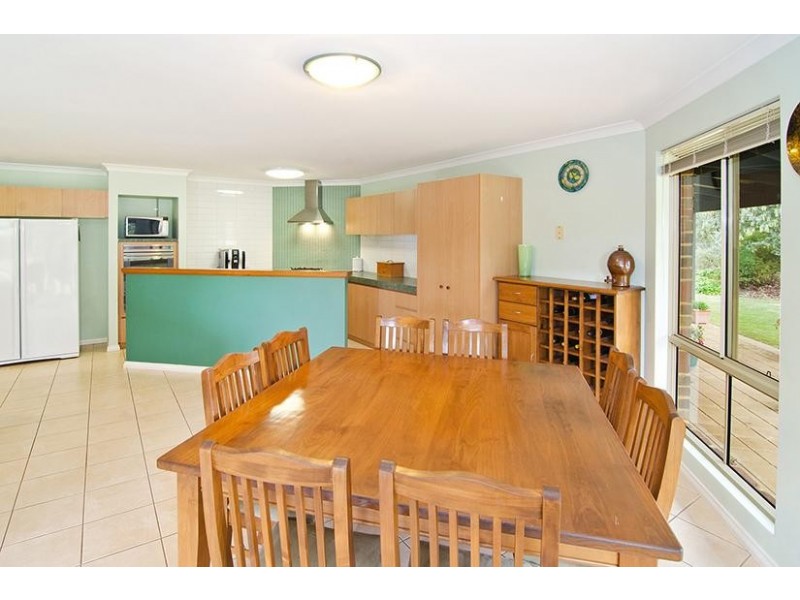 11 Casselton Grove, Margaret River WA 6285