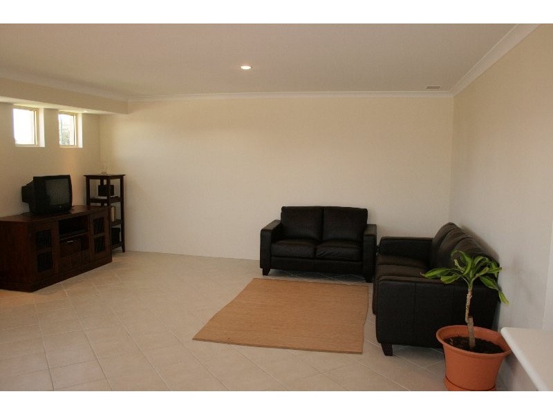 1 Honeyeater Loop, Margaret River WA 6285