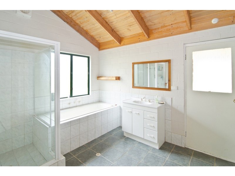 24 Bullich Place, Margaret River WA 6285