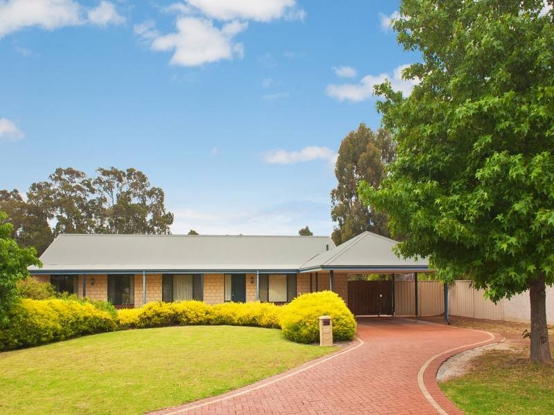 17 East Willmott Avenue, Margaret River WA 6285