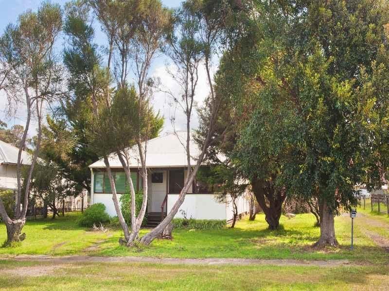 14 Walkington Avenue, Margaret River WA 6285