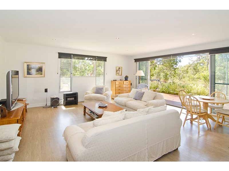 16 Sanctuary Circle, Cowaramup WA 6284